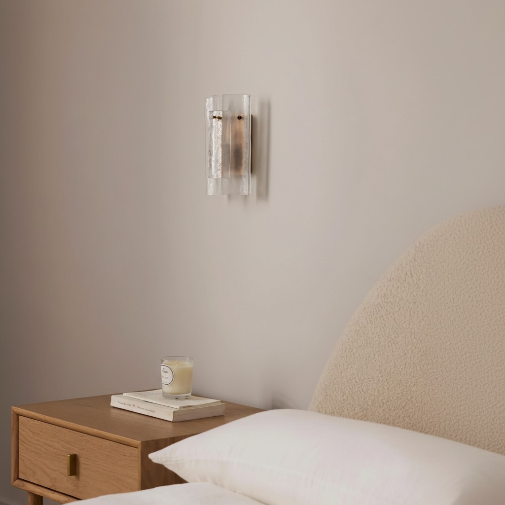Customer bedroom with Velora wall lamp