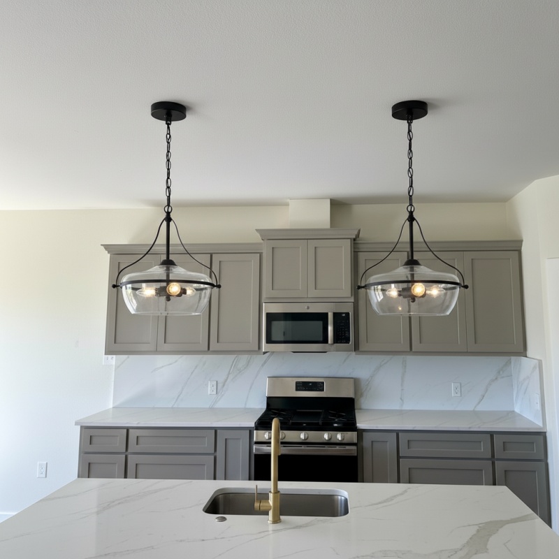 Customer kitchen with two Lirra pendant lights