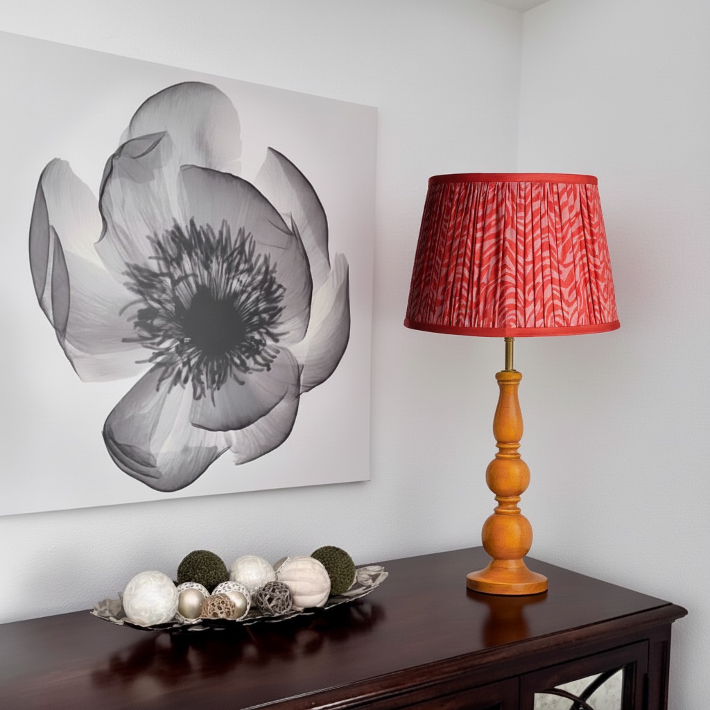 Customer photo of Grainora lamp on a console table