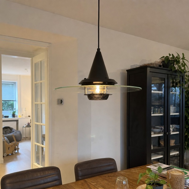Customer room photo with black Moxellan pendant light