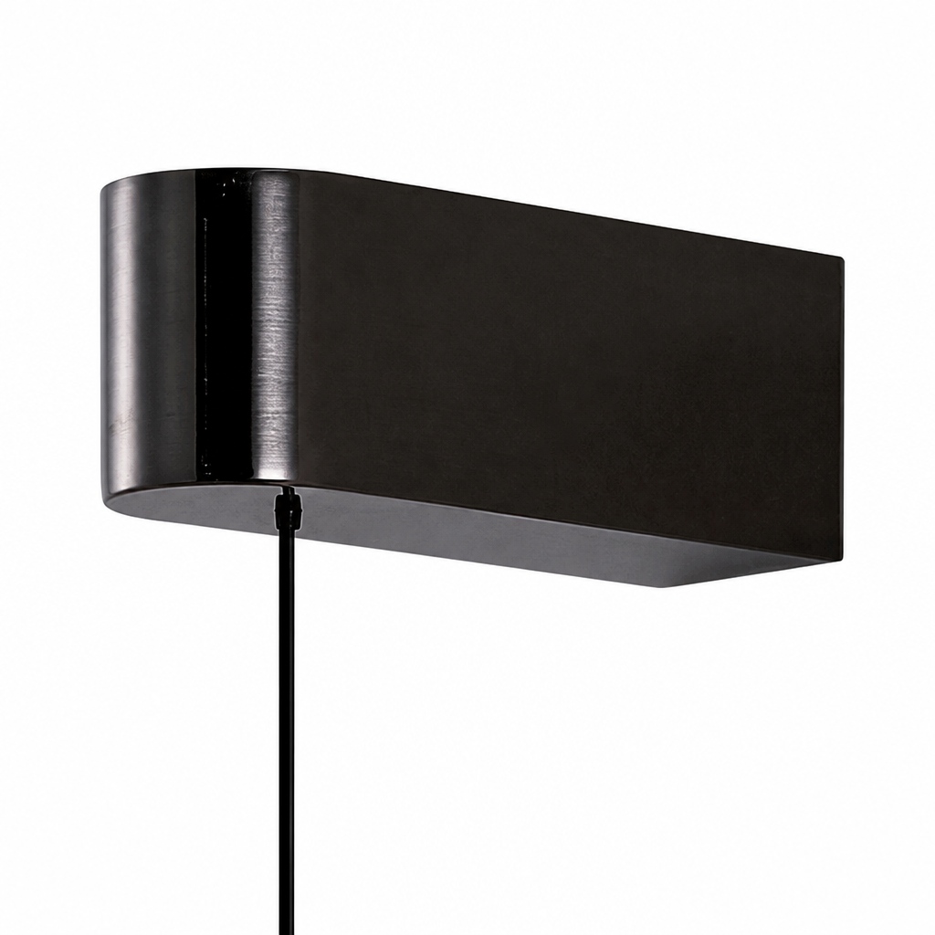 Wall lamp bracket detail