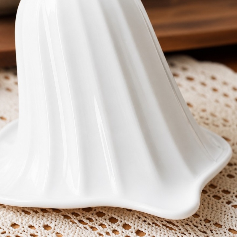 Close view of the ceramic calla lily shade texture
