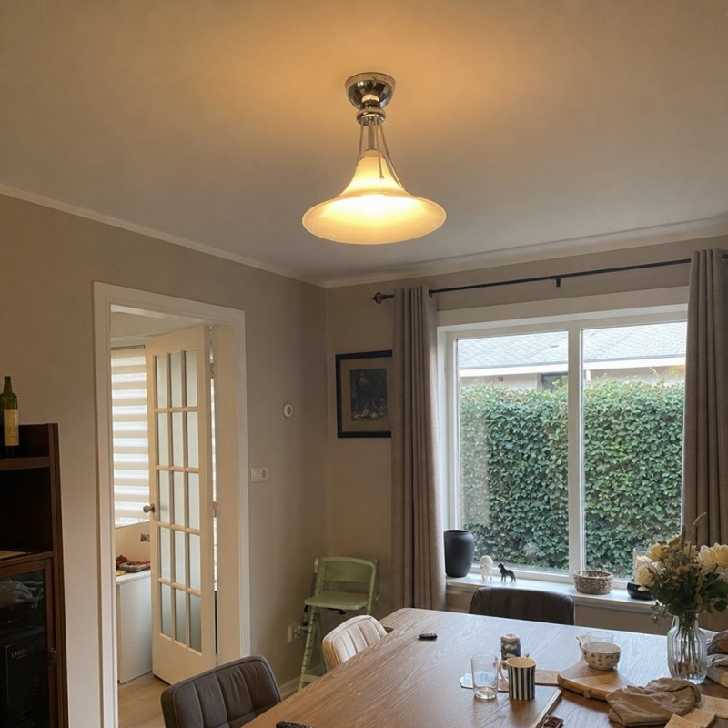 Customer room with warm Kallera Magnolia Ceiling Light
