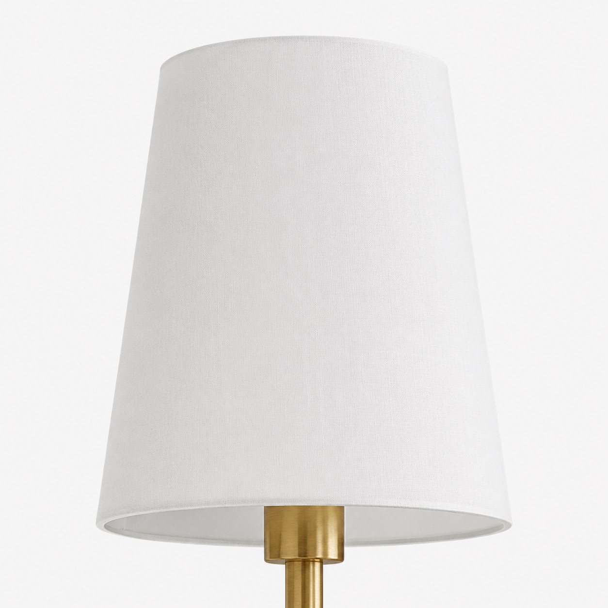 Close-up of Derlina linen shade