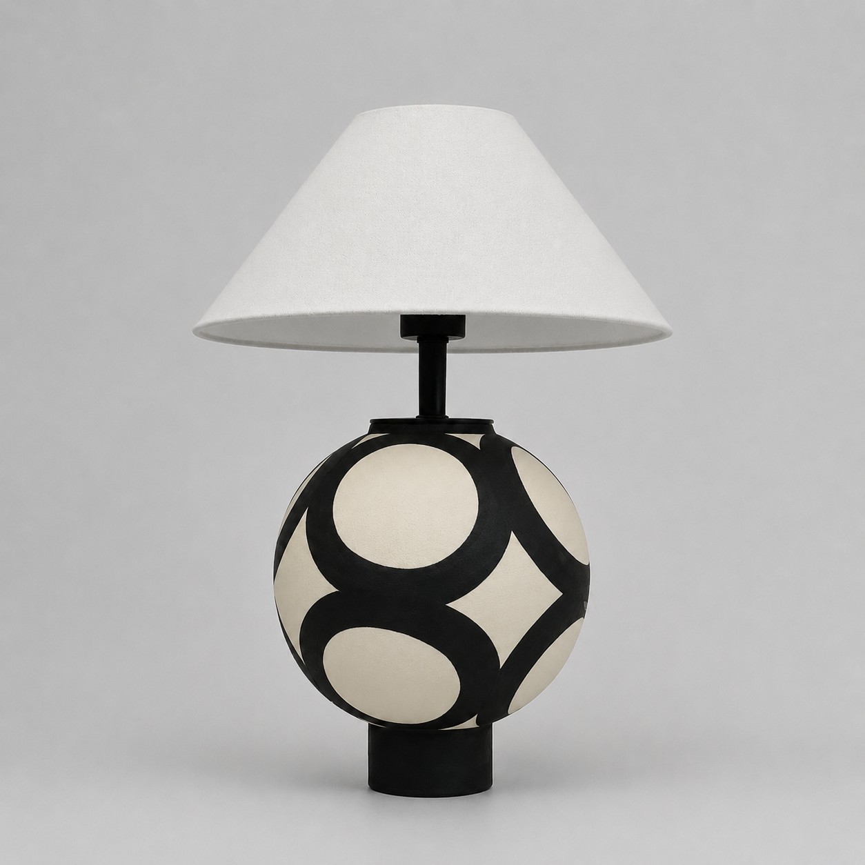 Black and ivory ceramic globe table lamp