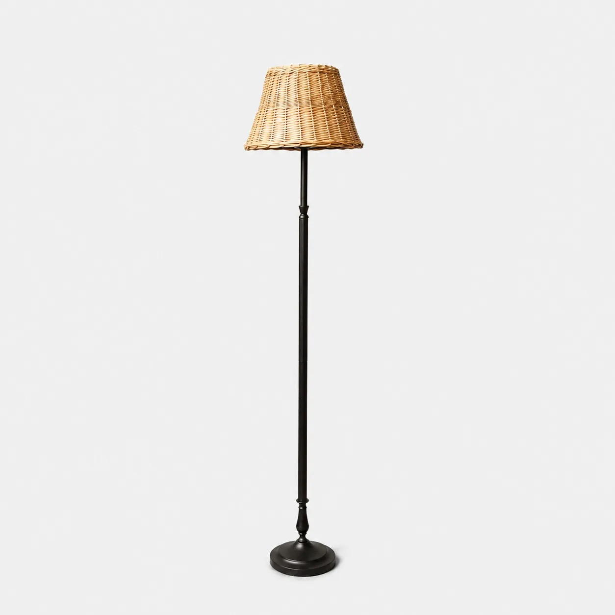 Handwoven rattan shade floor lamp product view